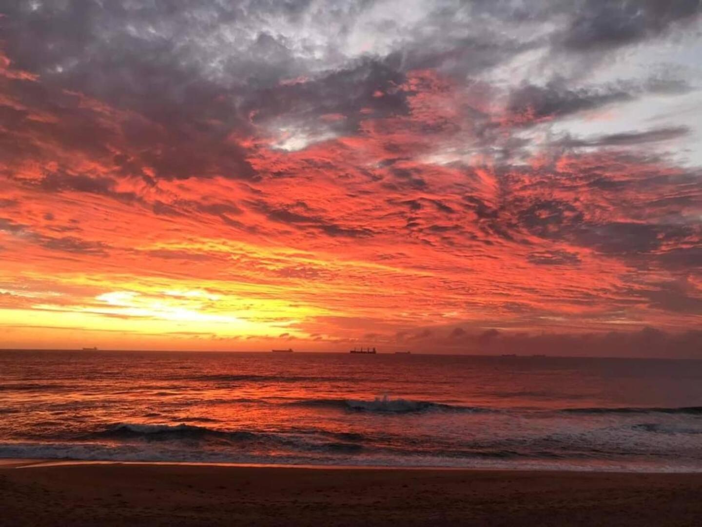 Apartment Ocean Gem-back Up Power, Families & Couples, Umdloti